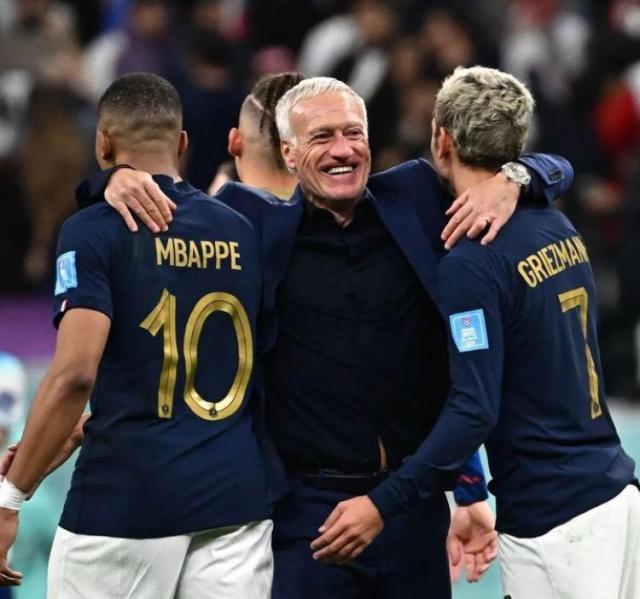 1670713051403076792.jpg FjpqakjXEAIGWYh.jpg